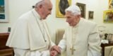” Uma ação ética”: Papa Francisco e Bento XVI são vacinados contra o novo coronavírus