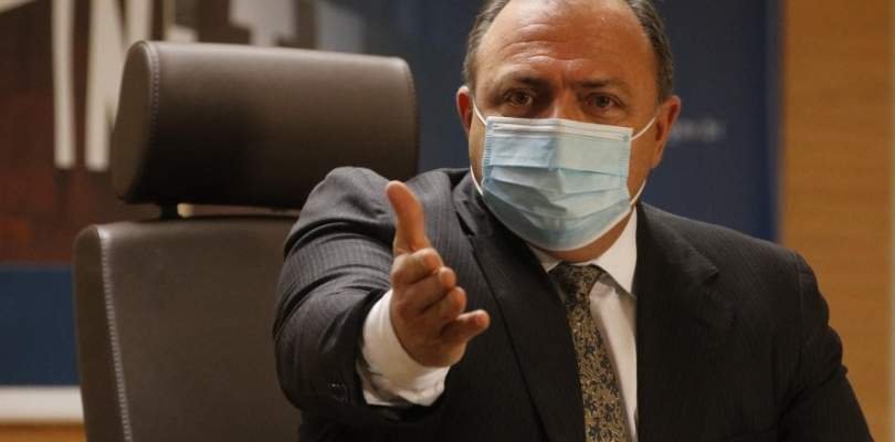 pazuello incompetente