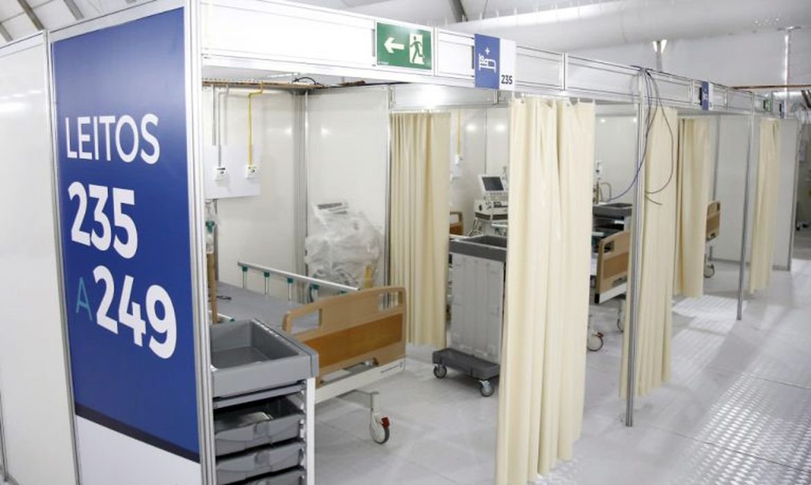 o_hospital_de_campanha_lagoa-barra_santos_fc1908200886