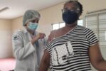 Prefeitura de Juazeiro realiza plantão de segunda dose da vacinação contra a Covid-19 neste sábado