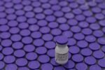 Mais de 5 milhões de doses da vacina da Pfizer chegaram ao Brasil neste domingo (12)