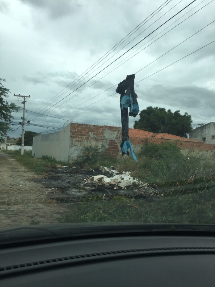 LIXO COUNTRY