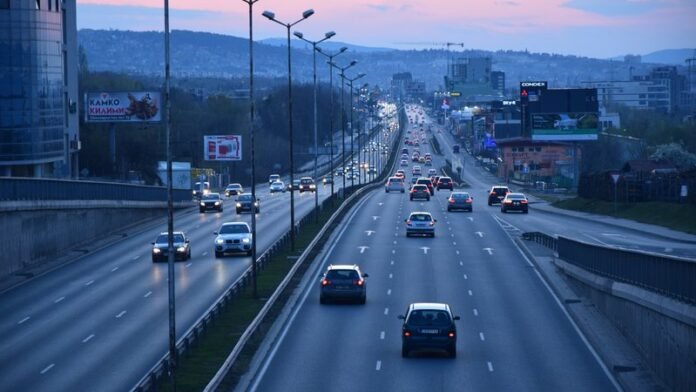 highway-7213206_1920_widelg