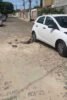 “Fiquei no prejuízo”: reclama moradora do Country Club, Juazeiro, que teve seu veículo danificado por pedras colocadas no meio da rua após serviço do SAAE