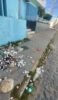 “Quero comemorar meu aniversário, mas já estou pra desistir tamanha a sujeira na porta de minha casa”, reclama moradora do bairro Coreia, Juazeiro; ela reivindica presença do órgão responsável