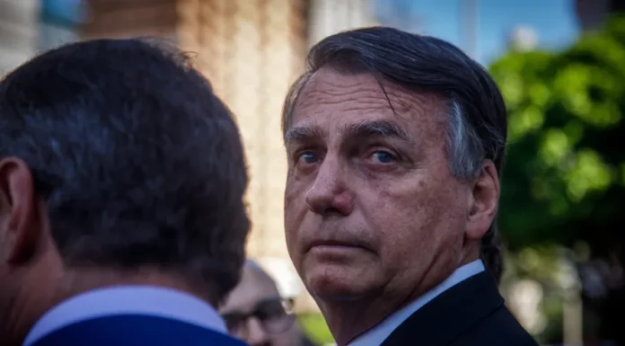 Com voto de Moraes, STF retoma nesta terça julgamento de Bolsonaro