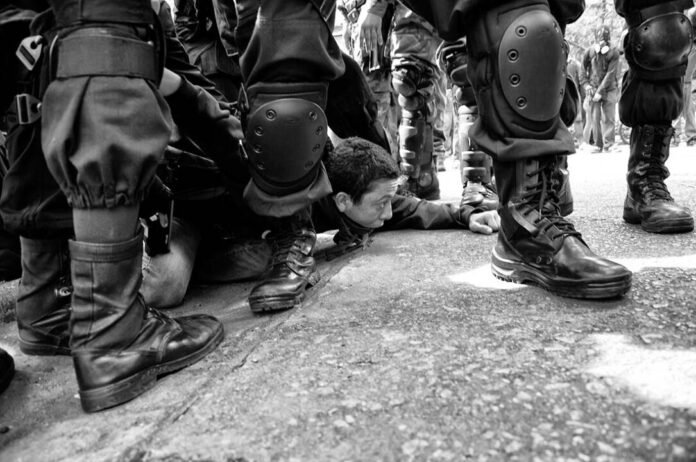 violencia-policial-1085x720