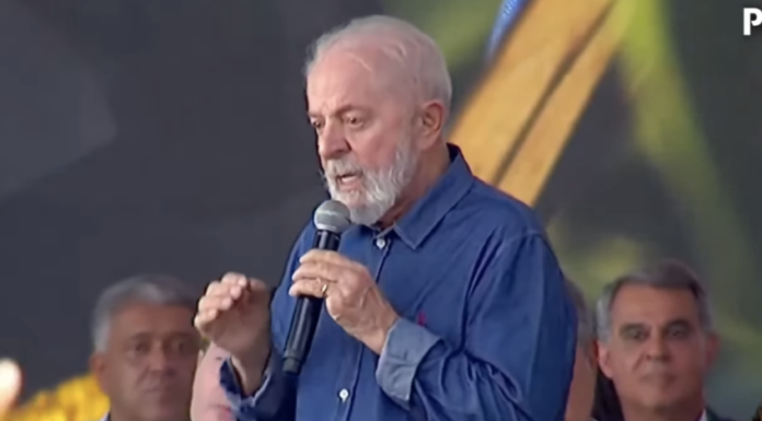 Lula descarta desafiar EUA, mas diz que Brasil não é republiqueta