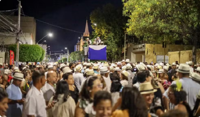 Terceira edicao da Serenata da Nossa Petrolina