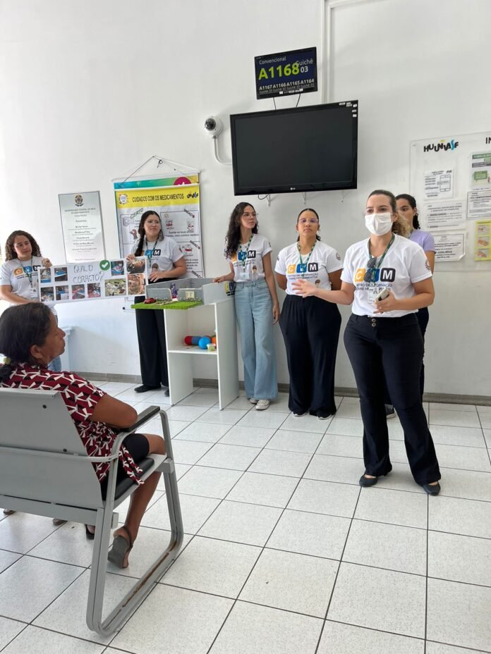 Foto - Foto - Ebserh realiza ações com foco nos pacientes e profissionais de saúde (2)