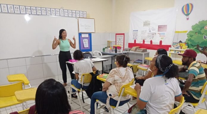 Dia do Estudante: EJA transforma vidas e renova sonhos de estudantes em Juazeiro