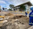 Com a interdição de trecho da Avenida Adolfo Viana, Juazeiro, motorista sugere que AMTT crie rotas alternativas: “Fui multado em 293 reais”; local passa por serviço de drenagem
