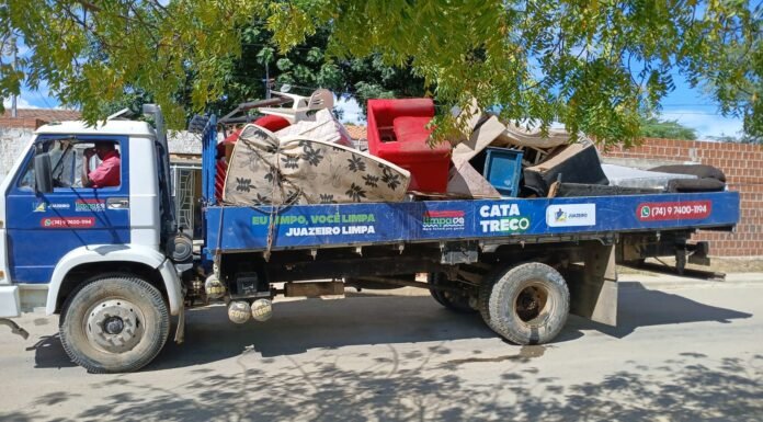 Cata-Treco recolheu mais de 300 itens sem utilidade em julho e atendeu 47 bairros de Juazeiro