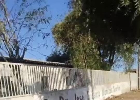 Moradores cobram retomada da reforma da UBS do bairro Argemiro, em Juazeiro, paralisada na gestão passada; Sesau se manifesta
