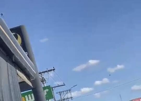 Motorista de carro roubado colide em veículos durante fuga e é detido pela PRF; veículo possuía queixa de roubo desde junho deste ano no Recife