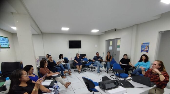 Sedes realiza reunião de alinhamento para construção do PPA voltado às políticas sociais de Juazeiro para os próximos quatro anos