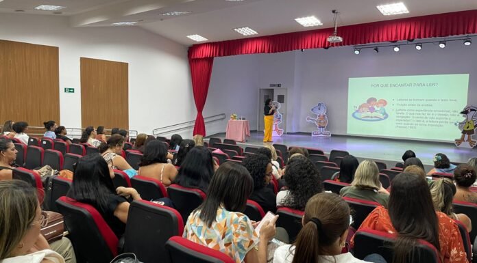 Juá Literária: Coordenadores pedagógicos da rede municipal de ensino participam de formação com autoras de literatura infantil