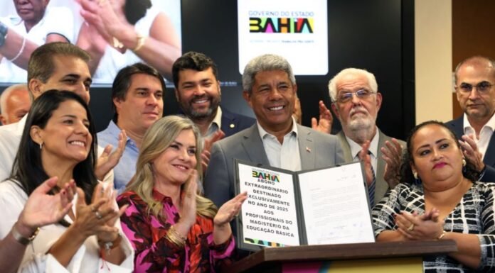 Governador Jerônimo anuncia pagamento de precatórios e envia à ALBA projeto de lei para abono extraordinário de professores
