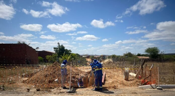 Gestão Anisio Viana acelera obras de saneamento em Santana do Sobrado e garante mais saúde e dignidade para os moradores