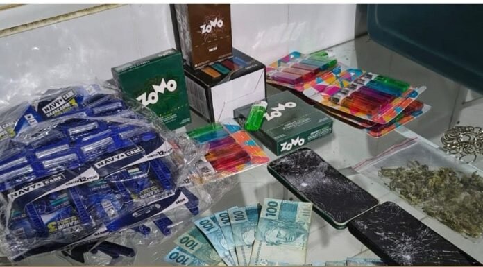 Dois homens são presos com droga e mercadorias sem nota fiscal em Curaçá
