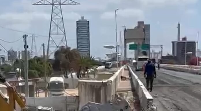 Obra Travessia Urbana: Demolição da banca é iniciada em Juazeiro
