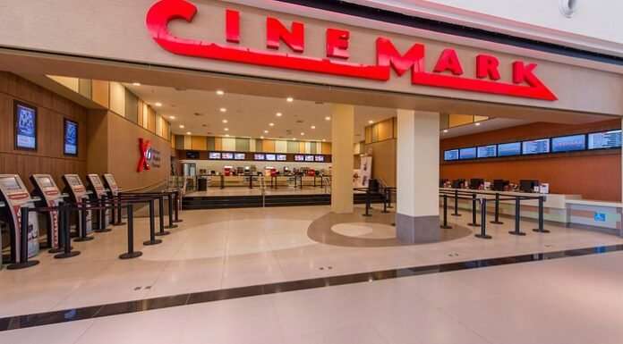 “Que sirva de alerta”: TJBA mantém decisão de condenar o Cinemark a pagar danos morais a um consumidor impedido de ocupar assento destinado a PCDs, em Juazeiro