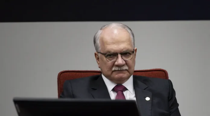 Fachin toma posse na presidência do STF nesta segunda-feira
